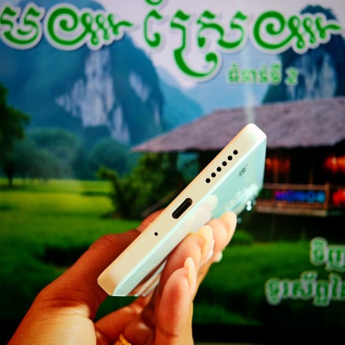 Redmi Note 13 5G ស្អាត99.99% (វ៉ៃដូបាន)មានធានាច្បាស់លាស់ត្រឹមត្រូវ