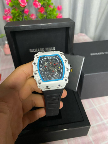 RM Black $35