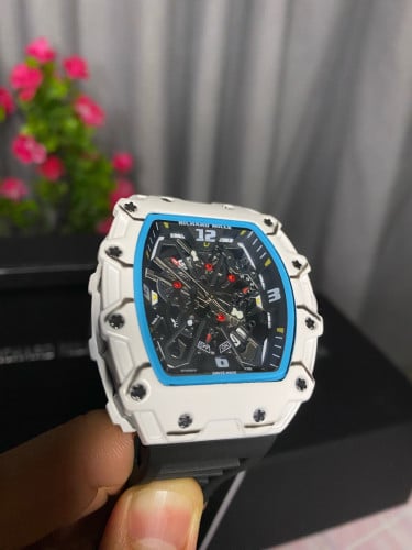 RM Black $35