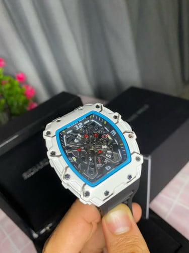 RM Black $35