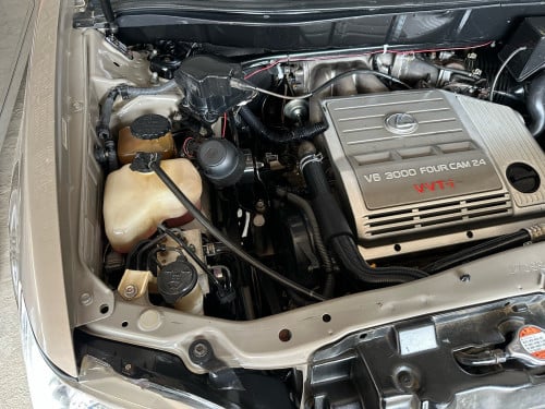 RX300 ឆ្នាំ2001​ ឡានស្អាតអត់បុក​ នៅក្រុងបាត់ដំបង