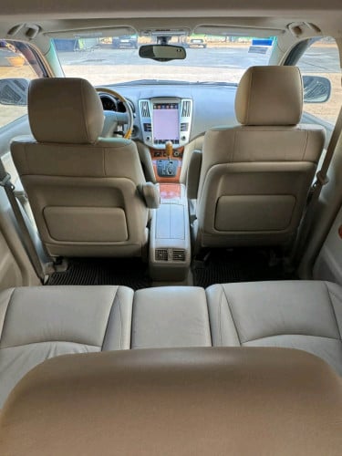 RX330.ឆ្នាំ2004.ប៉ុង2.H.FULL.ផ្សែងបារី