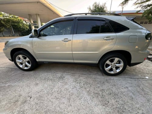 RX330.ឆ្នាំ2004.ប៉ុង2.H.FULL.ផ្សែងបារី