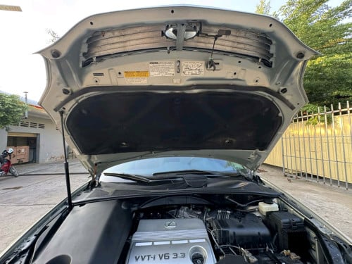 RX330.ឆ្នាំ2004.ប៉ុង2.H.FULL.ផ្សែងបារី