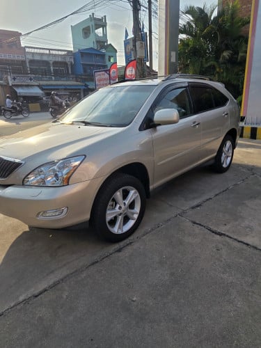 RX330.ឆ្នាំ2004.ប៉ុង2.H.FULL.ទឹកមាស