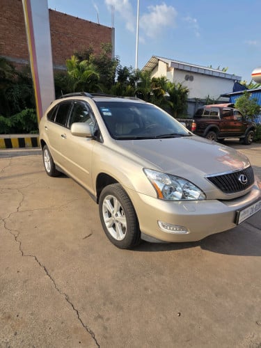 RX330.ឆ្នាំ2004.ប៉ុង2.H.FULL.ទឹកមាស
