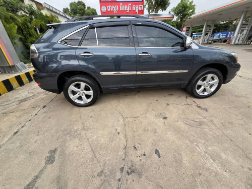 RX330.ឆ្នាំ2004.ប៉ុង2.H.FULL.ពណ៌ប្រផេះ