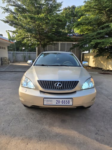 RX330.ឆ្នាំ2004.ប៉ុង.H.FULL.ទឹកមាន