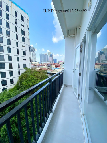 Service Pool and Gym Apartment for Rent