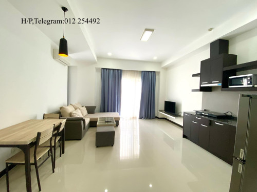 Service Pool and Gym Apartment for Rent