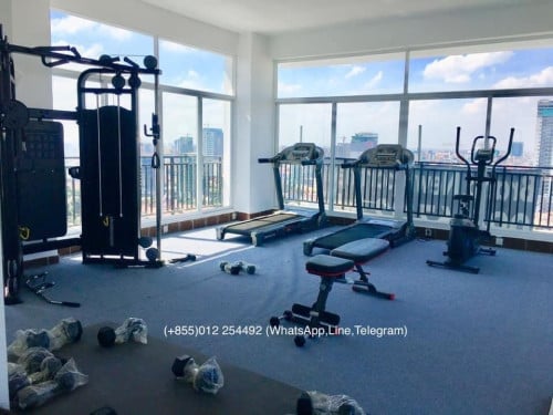 Service Pool and Gym Apartment for Rent