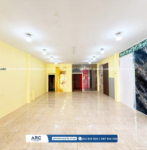 Shophouse for rent Near National street 1