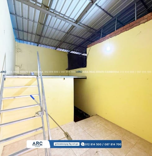 Shophouse for rent Near National street 1