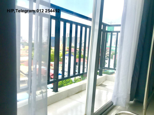 Swimming Pool and Gym Services Apartment for Rent