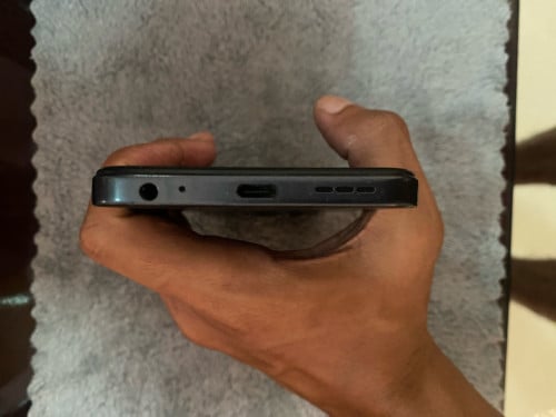 Tecon Spark 40C Ram 4GB + 4GB Rom 128 GB