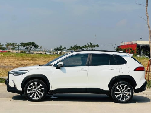 Toyota Corolla cross 2022 ទេីបកាត់បានវេីតៗបង