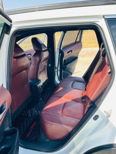 Toyota Corolla cross 2022 ទេីបកាត់បានវេីតៗបង