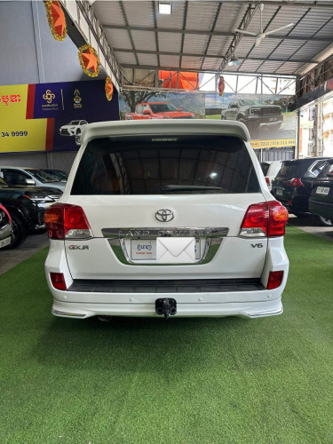 Toyota Land Cruiser V6 GX•R 2013 Full option