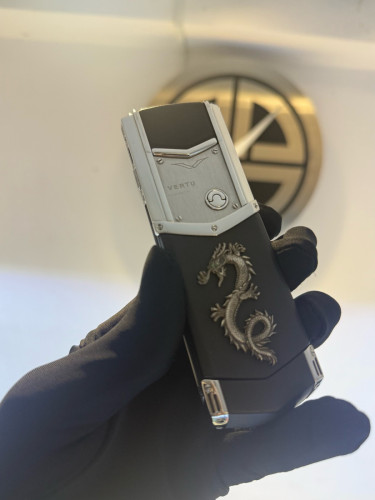 Vertu Signature S๐