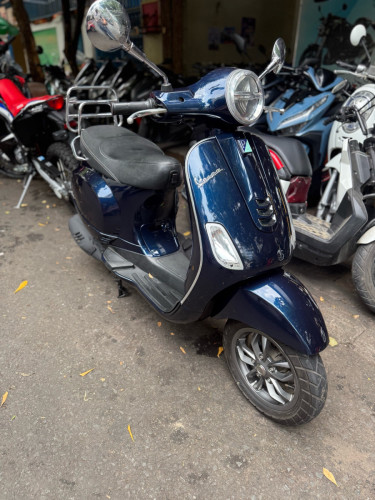Vespa LX125cc 2020