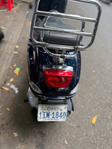 Vespa LX125cc 2020