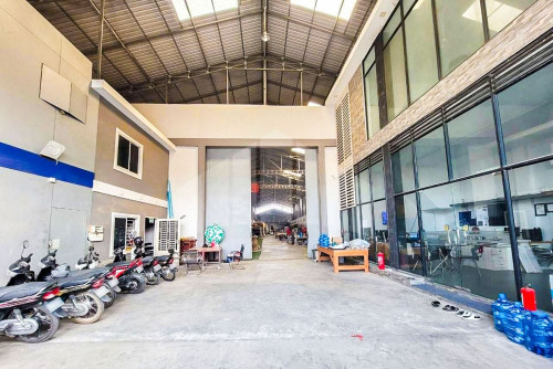 Warehouse for Rent (Lou 5 Area near 2004 Street & Veng Sreng Street)