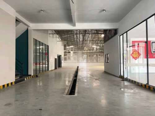 Warehouse for Rent Near Phsar Dey Huy