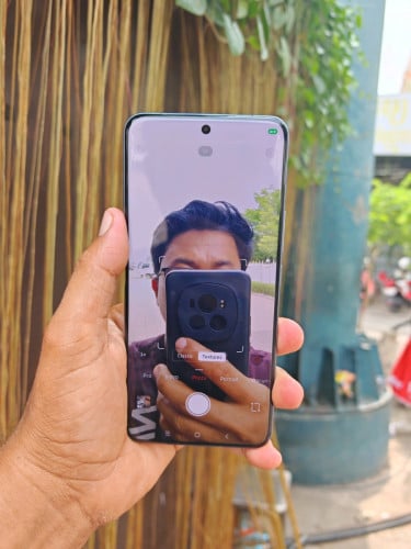 Xiaomi 14 Ultra 12g/256g_CH(វៃដូរបាន)👉$375