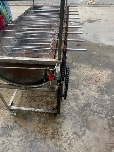 លក់រទេះអាំងត្រី