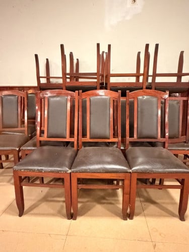 កៅអី​ពូកឈេីបេង