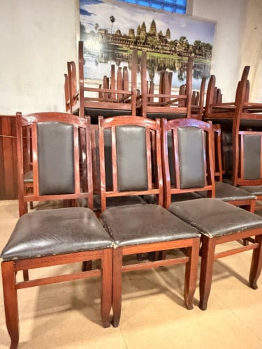 កៅអី​ពូកឈេីបេង
