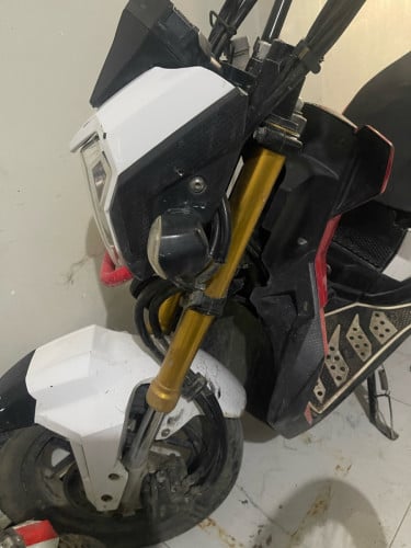 លក់ម៉ូតូ