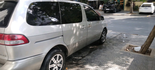 ឡានសម្រាប់ធ្វើដាក់លក់