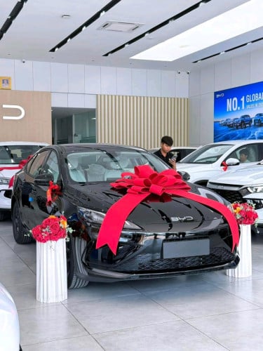 $19,600 (មានគ្រប់ពណ៍បងប្អូន) មានស្តុកស្រាប់ទិញភ្លាមបានភ្លាមថ្មីខ្លាញ់គោ