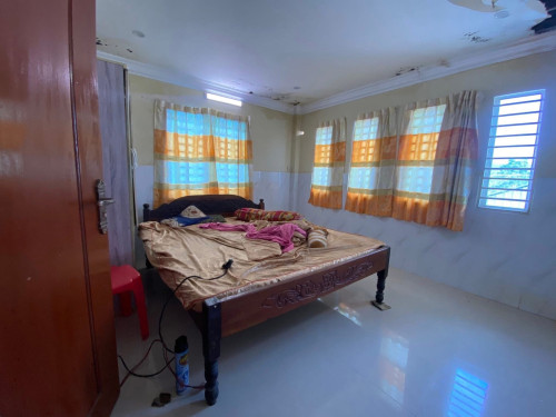 ផ្ទះល្វែងលក់បន្ទាន់ខ្លាំង តម្លៃ 25,000$