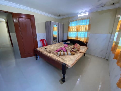 ផ្ទះល្វែងលក់បន្ទាន់ខ្លាំង តម្លៃ 25,000$