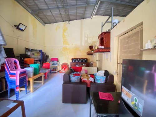 លក់បន្ទាន់ តម្លៃ 28,000$ កាត់រឹងប្លង់ជូន ទីតាំងក្បែររង្វង់មូលតាខ្មៅ