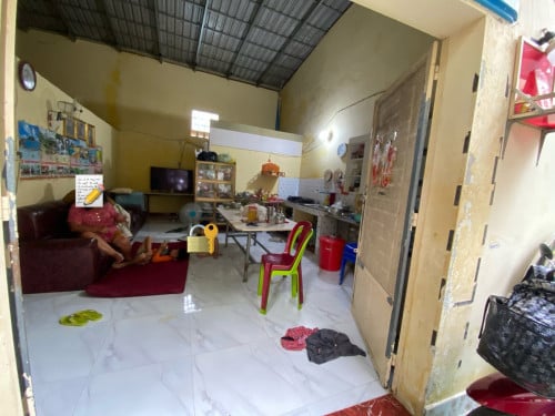 លក់បន្ទាន់ តម្លៃ 28,000$ កាត់រឹងប្លង់ជូន ទីតាំងក្បែររង្វង់មូលតាខ្មៅ