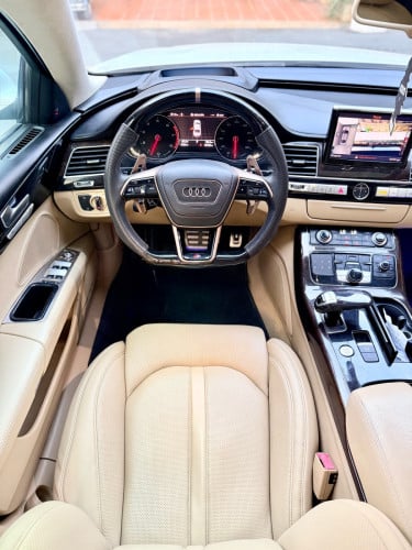 ស្តុកថ្មី Audi A8 Year 2015 full option ✅🚗ម៉ាស៊ីន6សាំង🚗ឡានថ្មី ធានាជូន