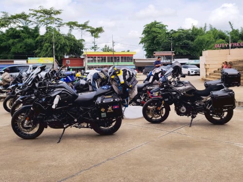 ម៉ូតូលក់ BMW GS (ចរចារបាន)