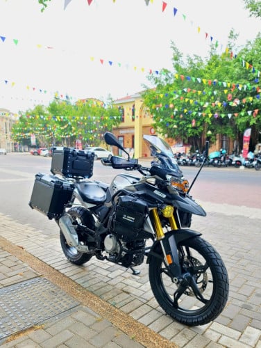 ម៉ូតូលក់ BMW GS (ចរចារបាន)