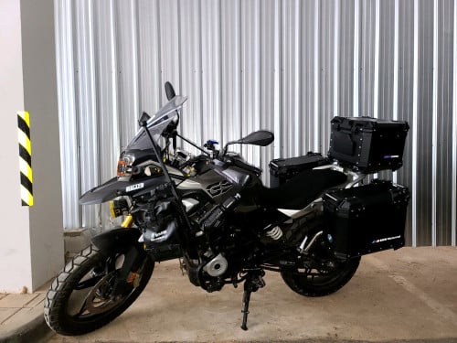 ម៉ូតូលក់ BMW GS (ចរចារបាន)
