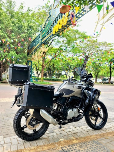 ម៉ូតូលក់ BMW GS (ចរចារបាន)