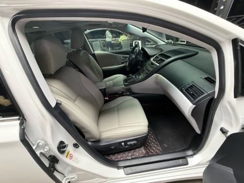 លក់បន្ទាន់ Lexus HS 250h ឆ្នាំ 2010 Option Premium ក្នុងតម្លៃពិសេសបំផុត