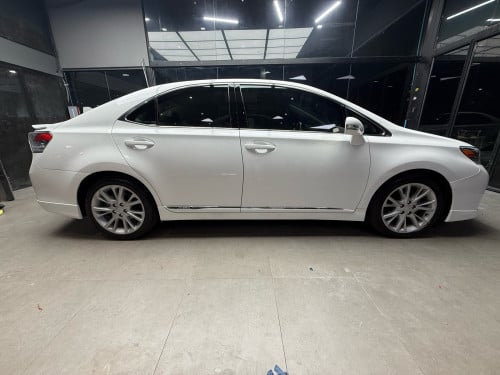 លក់បន្ទាន់ Lexus HS 250h ឆ្នាំ 2010 Option Premium ក្នុងតម្លៃពិសេសបំផុត