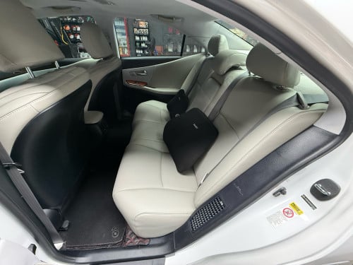 លក់បន្ទាន់ Lexus HS 250h ឆ្នាំ 2010 Option Premium ក្នុងតម្លៃពិសេសបំផុត
