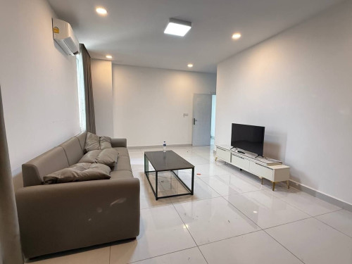 🏡 出租🕹️ 地址 : 波贝 🏠 有8个房间 💵 一个月 12.000$