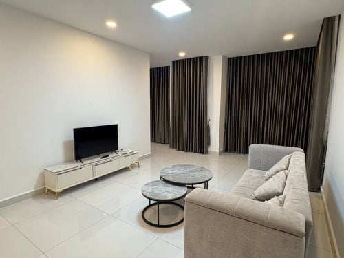 🏡 出租🕹️ 地址 : 波贝 🏠 有8个房间 💵 一个月 12.000$