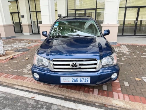 🚘Toyota Highlander ឆ្នាំ2001 limited✅ធានាម៉ាស៉ីន​ &​ ប្រអប់លេខ​ & ជេីងក្រោម✅តម្លៃ 9200$ចរចារ