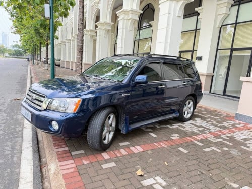 🚘Toyota Highlander ឆ្នាំ2001 limited✅ធានាម៉ាស៉ីន​ &​ ប្រអប់លេខ​ & ជេីងក្រោម✅តម្លៃ 9200$ចរចារ